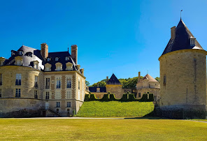 http://www.apremont-sur-allier.com/fr/mieux-connaitre-apremont/le-chateau